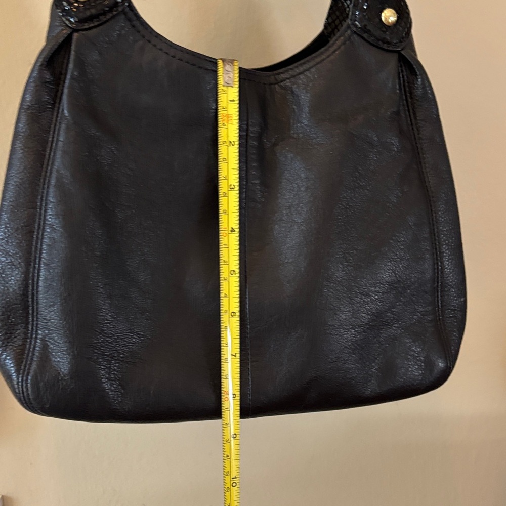 Coach Ashley Hobo Black Leather Shoulder Bag with Gold Script Logo - Picture 6 of 10